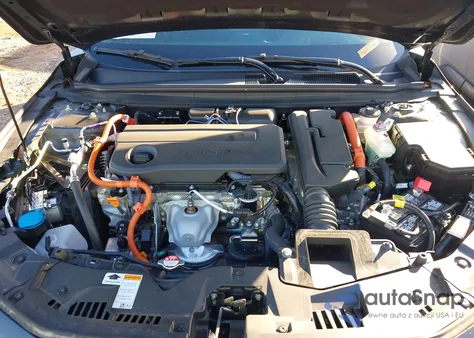 2024 Honda Accord Hybrid Touring z USA, uszkodzony, nr VIN 1HGCY2F89RA062505